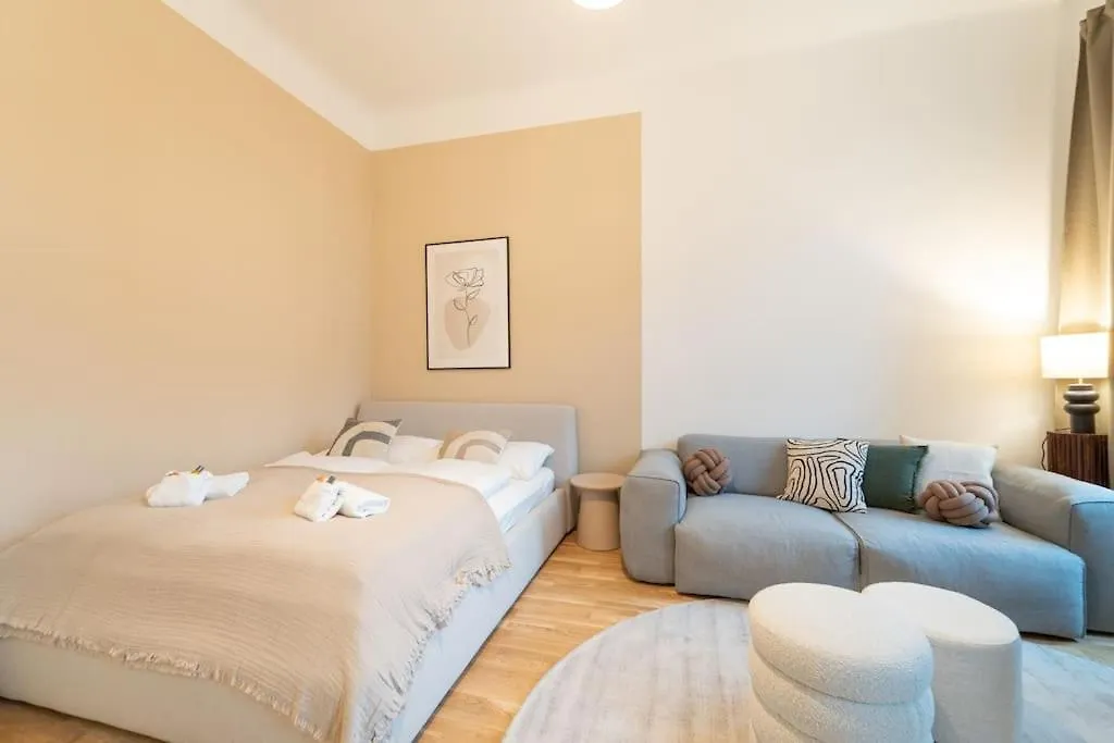 Apartment Josef'S Home I Comfort Studio I Metro Access Wien